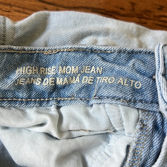 Wild Fable High Rise Mom Jeans | Size: 6/ 30 Waist - Picture 4 of 5